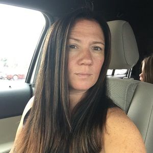 Meet your Posher, Maura